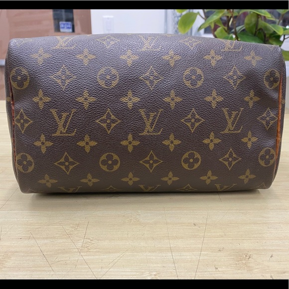✨SOLD✨AUTHENTIC LV SPEEDY 25 MONOGRAM✨ - Picture 11 of 13